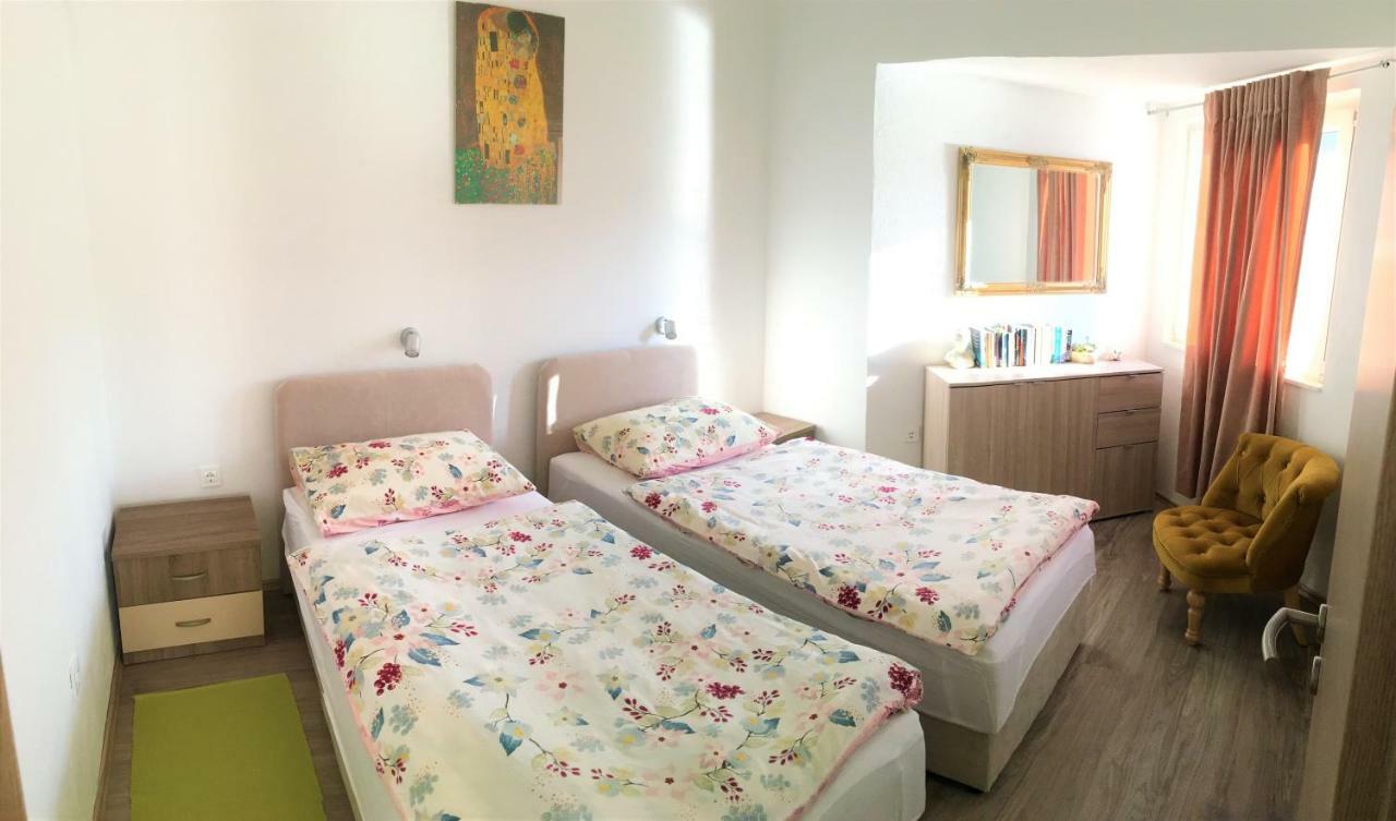 Apartments Kurelja Lastovo Eksteriør billede