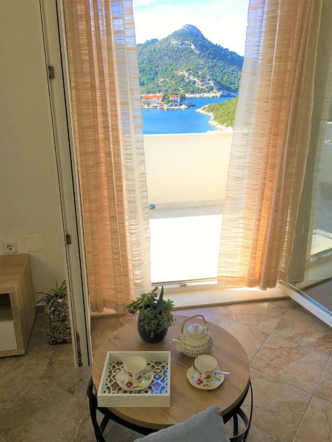 Apartments Kurelja Lastovo Eksteriør billede