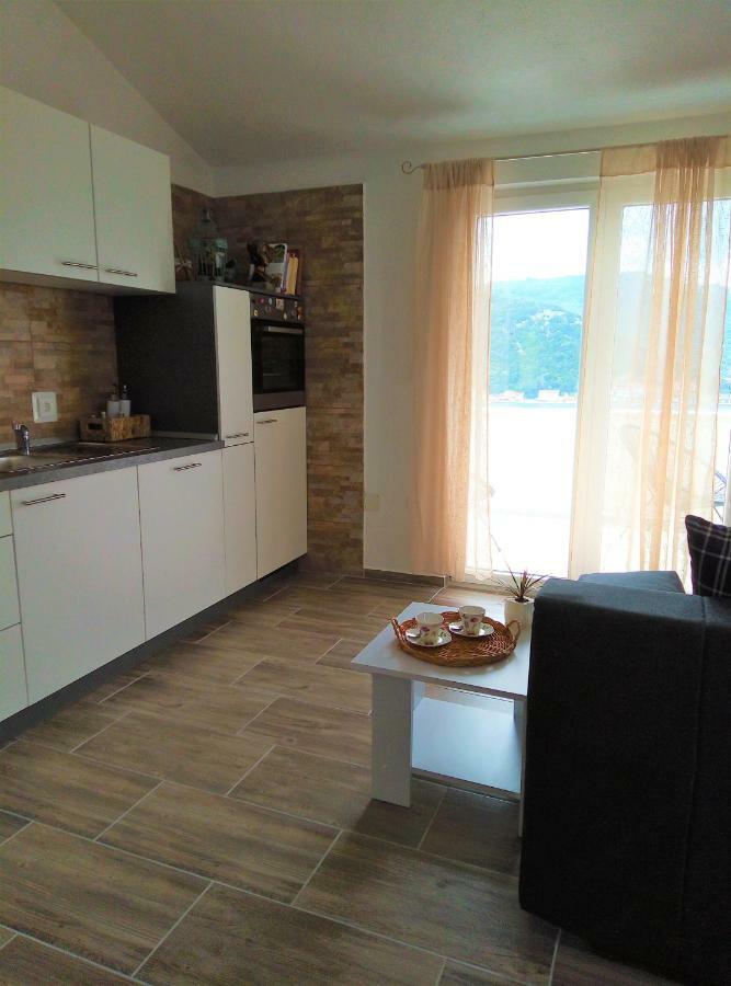 Apartments Kurelja Lastovo Eksteriør billede